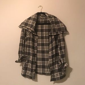 Flannel shirt with long collar